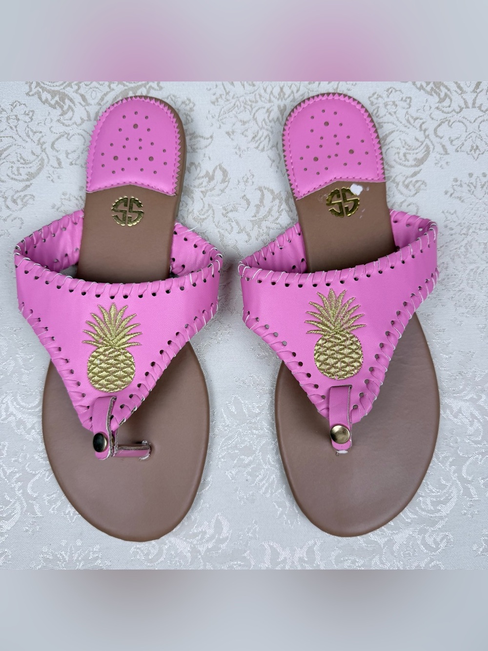 Simply Southern Pink Pineapple Embroidered Thong Sandals - 9